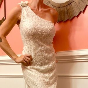 Hailey by Adrianna Papell Gown New With Tags